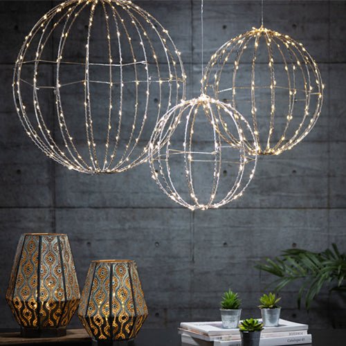 pre-lit-sphere-381450